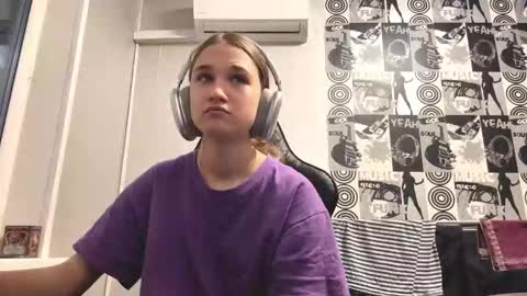 Helgi online show from November 27, 2025, 1:13 pm