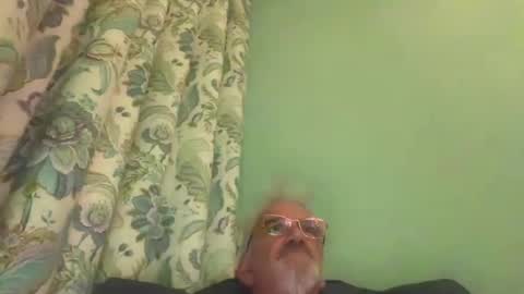 jewlronny online show from January 8, 2025, 9:12 pm