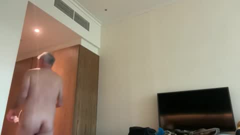 jewlronny online show from November 6, 2025, 6:58 am