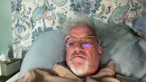 Snapshot of jewlronny chatting on April 26, 2026, 5:27 am jewlronny online show from April 26, 2026, 5:27 am