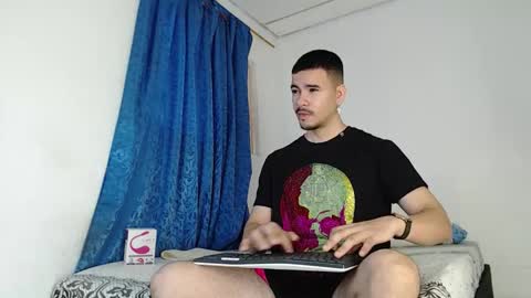 Juan David online show from November 2, 2025, 11:45 am