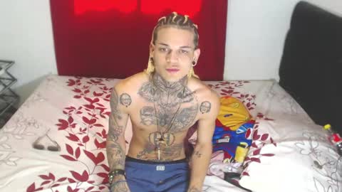 Snapshot of jeykob_23 chatting on February 3, 2025, 6:39 pm JEYKOB online show from February 3, 2025, 6:39 pm