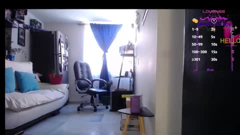 Camila online show from January 22, 2025, 6:52 pm