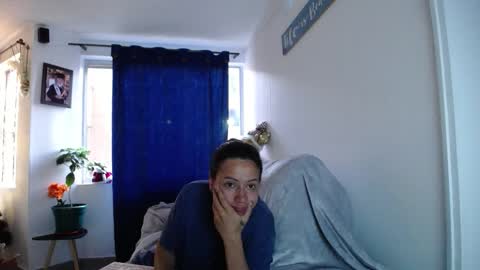 Snapshot of jezabel_purple chatting on November 22, 2025, 10:47 am Camila online show from November 22, 2025, 10:47 am