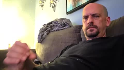 jfife1017 online show from April 18, 2026, 2:32 pm