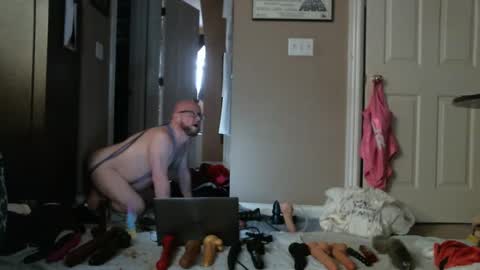 Snapshot of jghosty69 chatting on December 10, 2024, 2:50 pm Nasty Cumslut online show from December 10, 2024, 2:50 pm