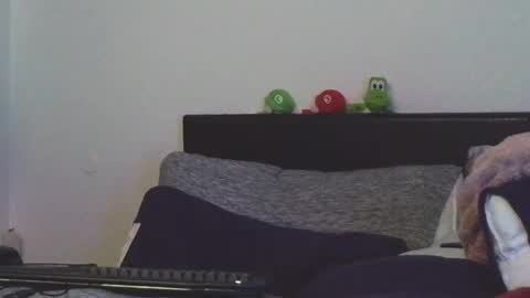 FoxHunter1 online show from November 16, 2025, 4:40 am