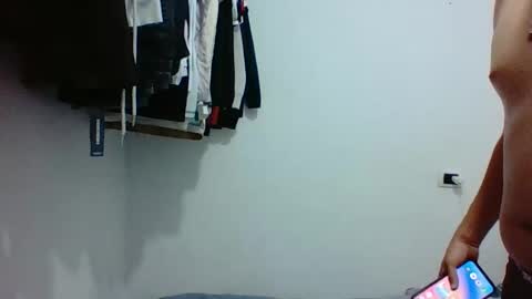 jhan1995 online show from January 9, 2026, 2:47 am