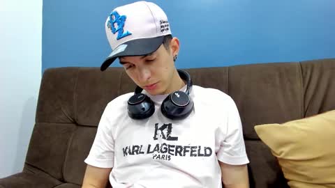 Jheampiero online show from February 3, 2026, 9:53 pm