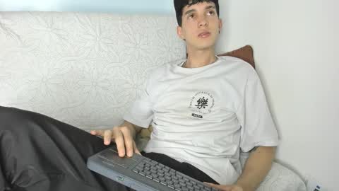 Jheampiero online show from February 23, 2026, 9:01 pm