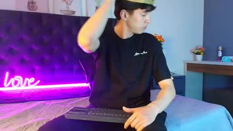 Jheampiero online show from March 13, 2026, 10:16 pm