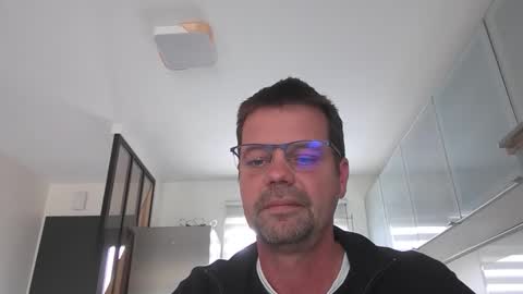jhmec44000 online show from May 5, 2026, 12:35 pm