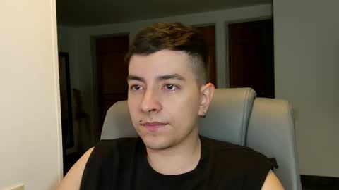 Jhoan Saenz online show from September 29, 2025, 5:01 am