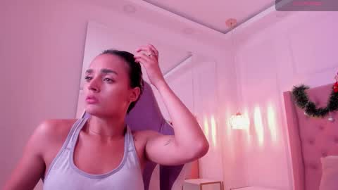 Jhoana  online show from December 2, 2025, 3:01 am