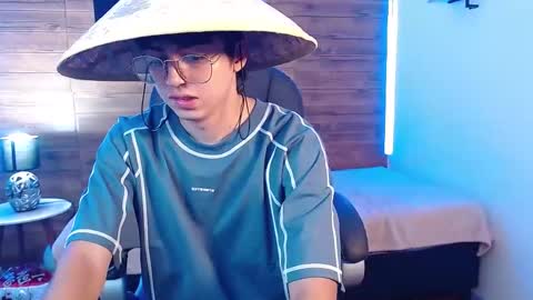 Jhoel online show from October 31, 2025, 9:49 pm