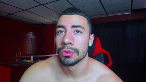 Jhojan Strong  online show from January 3, 2025, 9:36 pm