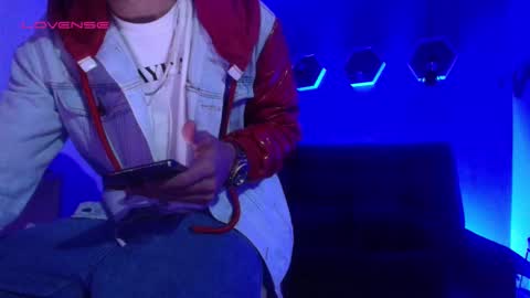 jhon_malo online show from October 21, 2025, 3:07 am