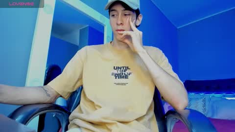 Snapshot of jhon_snow__ chatting on October 1, 2025, 2:23 pm Jhon online show from October 1, 2025, 2:23 pm