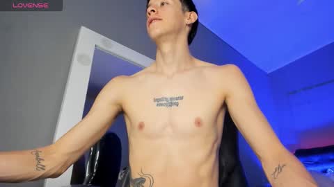 Snapshot of jhon_snow__ chatting on November 7, 2025, 3:12 pm Jhon online show from November 7, 2025, 3:12 pm