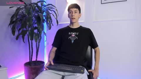 Snapshot of jhon_snow__ chatting on November 12, 2025, 2:01 am Jhon online show from November 12, 2025, 2:01 am