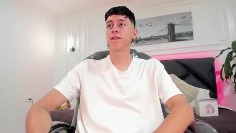 Snapshot of jhon_snow__ chatting on November 21, 2025, 1:43 pm Jhon online show from November 21, 2025, 1:43 pm