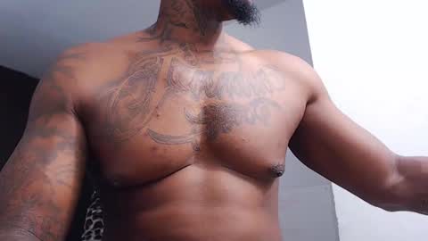 Snapshot of jhon_tomson1 chatting on November 14, 2025, 9:57 pm Jhon Tomson online show from November 14, 2025, 9:57 pm