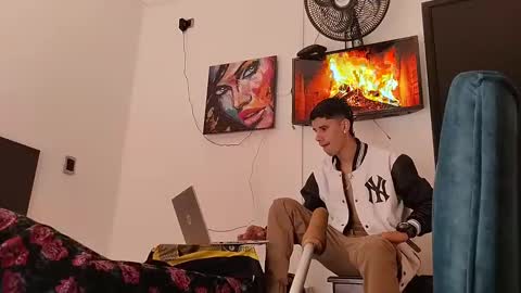 jhon online show from December 31, 2024, 4:46 pm