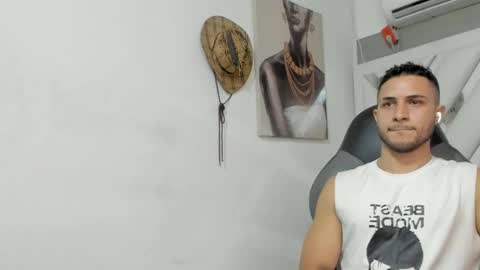 jhonny online show from December 16, 2024, 6:43 am