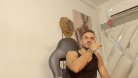 jhonny online show from January 11, 2025, 3:44 am