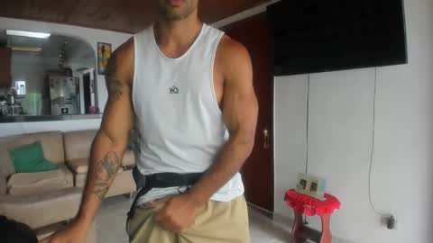 jh online show from November 18, 2025, 7:07 pm