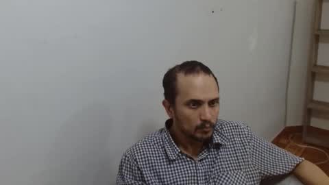 Snapshot of jhontorres018 chatting on September 18, 2025, 3:30 am jhontorres018 online show from September 18, 2025, 3:30 am