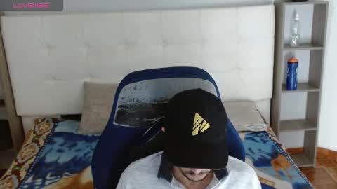 Snapshot of jhontorres018 chatting on October 24, 2025, 12:30 am jhontorres018 online show from October 24, 2025, 12:30 am