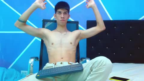 jhony_sex3 online show from February 18, 2025, 4:58 am