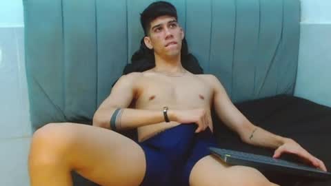 Snapshot of jhony_sex3 chatting on August 1, 2026, 8:13 am jhony_sex3 online show from August 1, 2026, 8:13 am