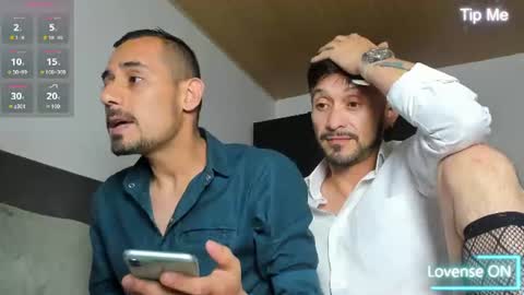 Snapshot of jhonyalzate chatting on July 5, 2026, 11:01 pm Jhony Alzate online show from July 5, 2026, 11:01 pm