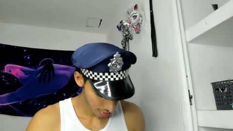 Snapshot of jhosep_hamilton chatting on October 5, 2025, 7:01 pm jhosep_hamilton online show from October 5, 2025, 7:01 pm