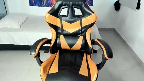 Snapshot of jhosep_hamilton chatting on October 8, 2025, 7:22 pm jhosep_hamilton online show from October 8, 2025, 7:22 pm