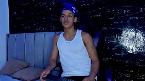Snapshot of jhostin_10 chatting on September 28, 2025, 4:07 am Jhostin online show from September 28, 2025, 4:07 am