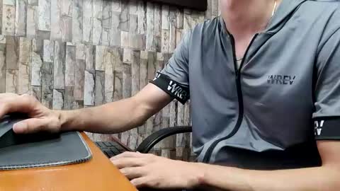 Jhosuamoore  online show from March 3, 2026, 12:06 am