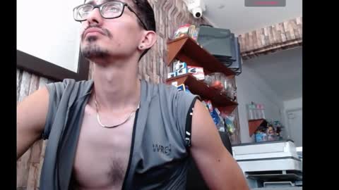 jhosuamoore2 online show from April 11, 2026, 2:10 pm