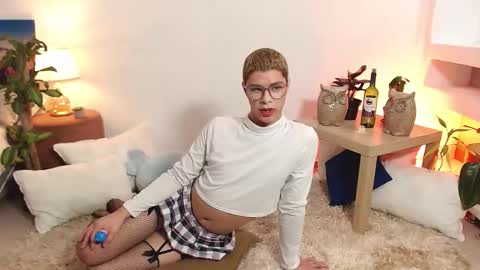 Snapshot of jhuan_cute chatting on October 20, 2025, 11:10 am Jhuan Nhez online show from October 20, 2025, 11:10 am