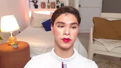 Snapshot of jhuan_cute chatting on November 12, 2025, 12:27 pm Jhuan Nhez online show from November 12, 2025, 12:27 pm