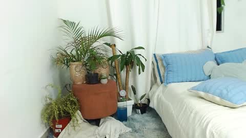 Jhuan Nhez online show from April 11, 2026, 12:15 am