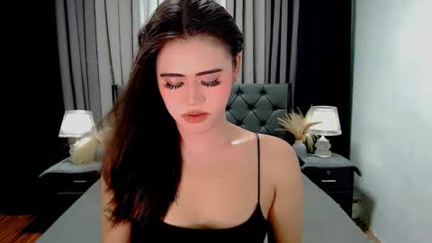 Snapshot of jhuliana_and_charles_room chatting on April 29, 2026, 11:44 pm jhuliana_and_charles_room online show from April 29, 2026, 11:44 pm