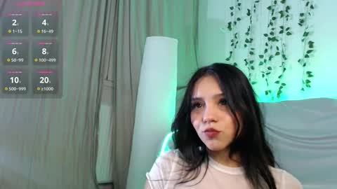 Ji Hye online show from October 17, 2025, 3:36 pm