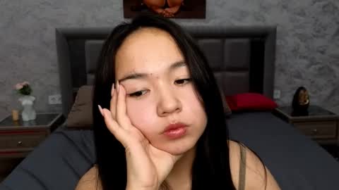 jill_bell online show from October 18, 2025, 8:48 am