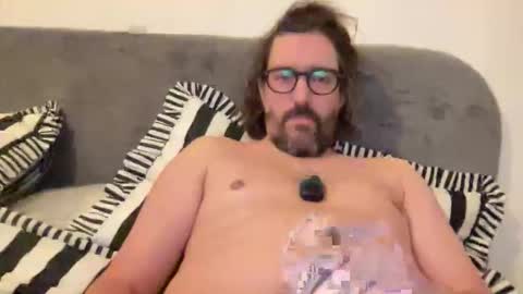 Snapshot of jimboo400 chatting on October 25, 2025, 11:29 am jimboo400 online show from October 25, 2025, 11:29 am