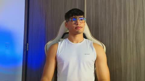 Jimmy Leeh online show from December 4, 2025, 4:55 am