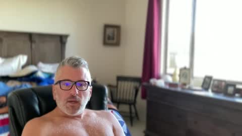 Snapshot of jimmyaaron chatting on December 21, 2024, 5:07 pm Dad of Three online show from December 21, 2024, 5:07 pm