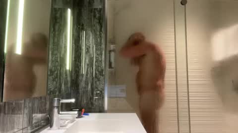 Snapshot of jimmyaaron chatting on January 24, 2025, 10:30 pm Dad of Three online show from January 24, 2025, 10:30 pm